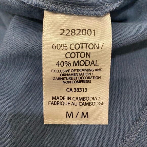 Blue flutter sleeve tee shirt size medium cotton blend metallic buttons - Picture 6 of 8